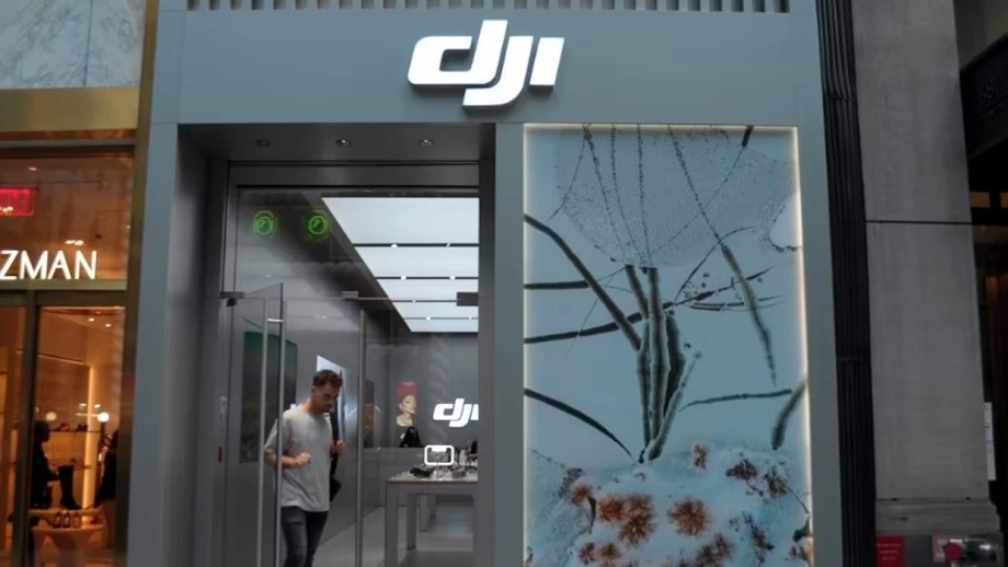 डीजेआईले भिडियो क्रिएटरका लागि सार्वजनिक गर्यो हलुका आरएस ५ क्यामरा गिम्बल