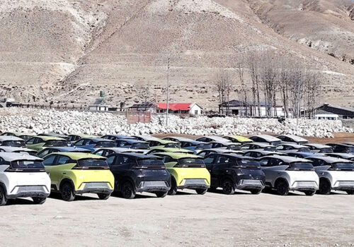 मुस्ताङ भन्सारबाट एघार अर्बको सामान निकासी पैठारी, बिवाइडीको मात्रै ३०० बढी विद्युतीय सवारी भित्रिए