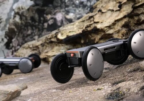 हुन्डाईले विभिन्न भूभागहरूमा स्थिरताका साथ चल्ने एआईयुक्त भएको मोबेड रोबोट अनावरण गर्यो