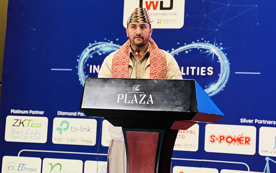 निवर्तमान सञ्चारमन्त्री खरेलद्वारा ललितपुर क्षेत्र नं २ मा उम्मेदवारी दर्ता