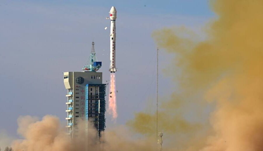 चीनद्वारा दुई नयाँ स्याटेलाइट अन्तरिक्षमा प्रक्षेपण