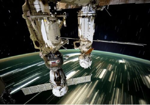 अन्तर्राष्ट्रिय अन्तरिक्ष स्टेशनको २५ वर्षको कक्षको बारेमा तपाईंले जान्नुपर्ने सबै कुरा