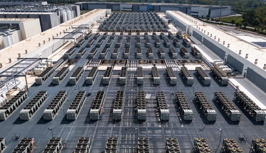 २०० भन्दा बढी वातावरणीय समूहहरूले “अमेरिकामा नयाँ डाटा केन्द्रहरूमा प्रतिबन्ध” लगाउन आह्वान गर्दै