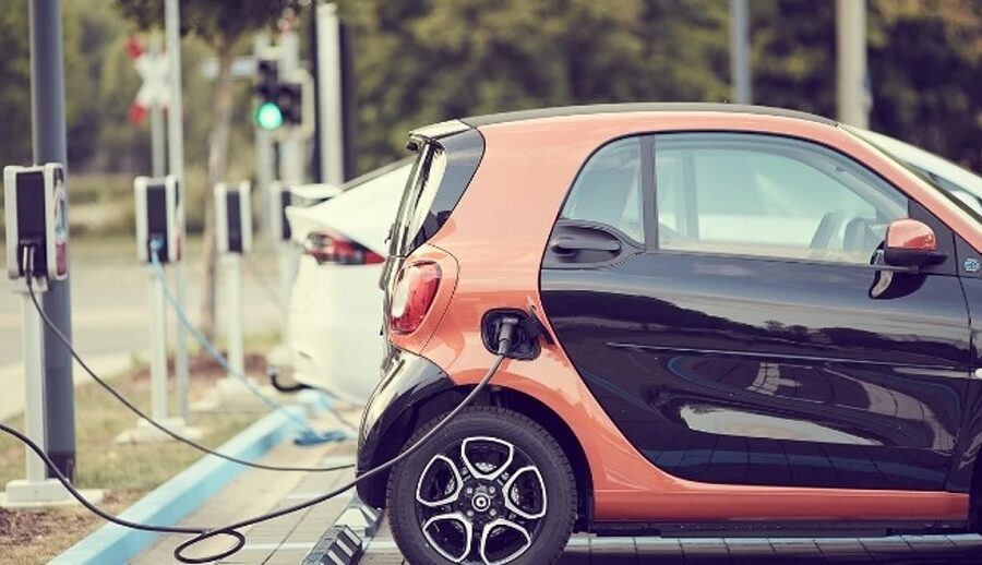 विद्युतीय सवारी साधन खरिद गर्ने रुचि घट्दै गइरहेको छ: अध्ययन