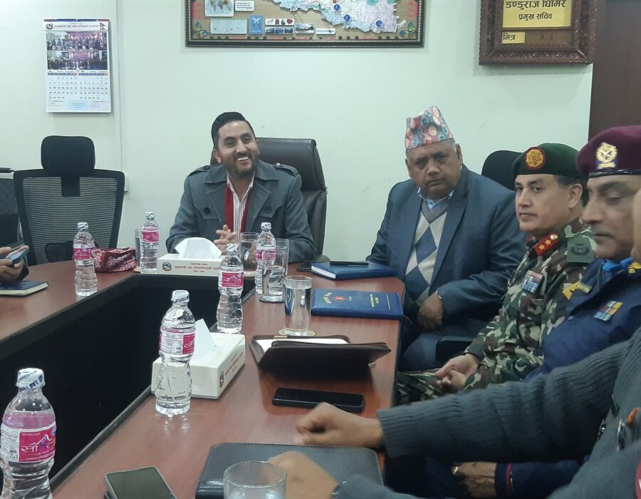 मन्त्री खरेलद्वारा पोखरास्थित नेपाल टेलिकमको प्रादेशिक कार्यालय र एनसेल डाटा सेन्टर निरीक्षण