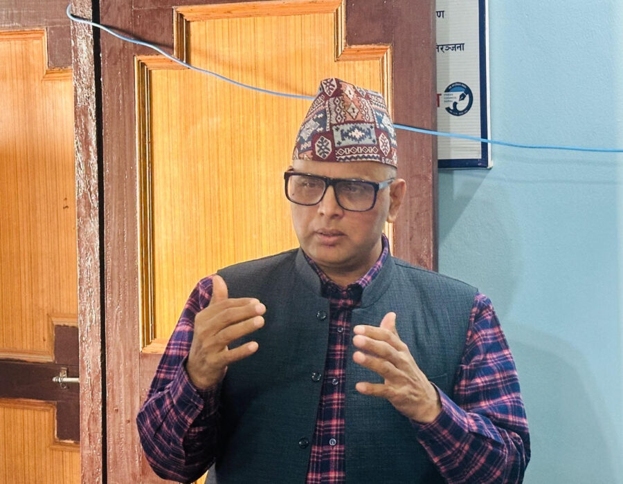 सामुदायिक रेडियोलाई टिकाराइराख्न समस्या भयो: अकोराब