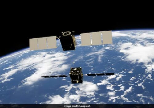 स्टारलिङ्क जस्ता स्याटेलाइट कन्स्टेलेसनले अन्तरिक्षको टेलिस्कोप तस्बिरहरूलाई प्रभावित गर्न सक्ने