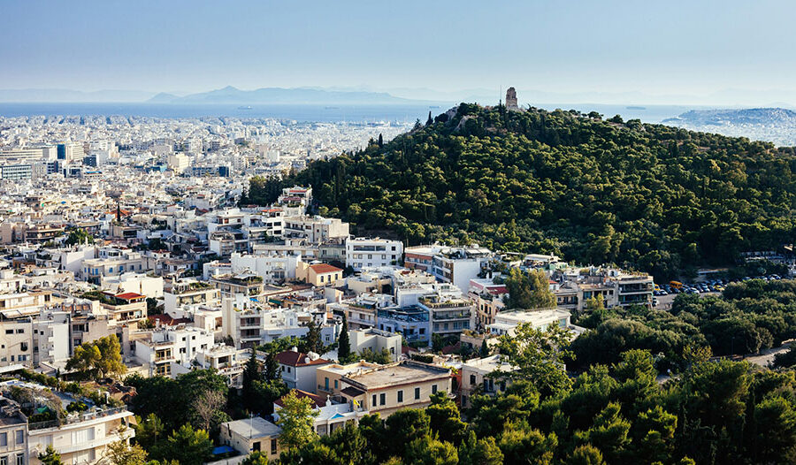 रेडियो फ्रिक्वेन्सीमा गडबडीले उडान रोकिएको बारे जिम्मेवारी लिँदै ग्रीसका उड्डयन प्रमुख डिमासद्वारा राजीनामा