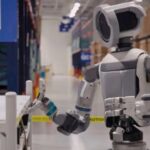 कार जायण्ट हुन्डाईले कारखानाहरूमा मानव–जस्तो रोबोट प्रयोग गर्ने