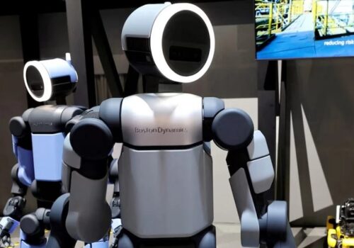 ह्युमनोइड रोबोट तैनाथ गर्ने योजनाबाट हुन्डाईका कामदारहरू चिन्तित