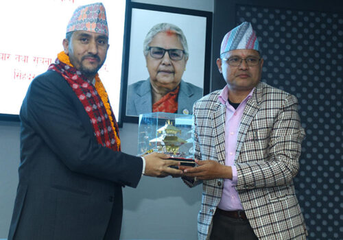 सञ्चार मन्त्रालयद्वारा मन्त्री खरेलको बिदाइ