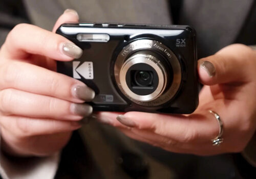 यी हुन् सन् २०२५ मा सबैभन्दा धेरै बिक्री भएका क्यामराहरू, क्यानन, निकोन वा सोनी छैनन् शीर्ष स्थानमा