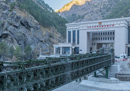 रसुवागढी भन्सार कार्यालयबाट धमाधम विद्युतीय सवारीसाधन तथा सरसामान आयात