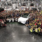 टेस्लाले सांघाई प्लान्टबाट विश्वव्यापी रूपमा आफ्नो ९० लाखौं ईभी रोल आउट गर्यो