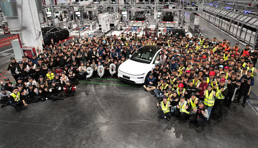 टेस्लाले सांघाई प्लान्टबाट विश्वव्यापी रूपमा आफ्नो ९० लाखौं ईभी रोल आउट गर्यो