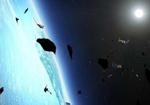 अन्तरिक्ष फोहरले गत वर्ष कक्षमा इमर्जेन्सी नै निम्त्यायो, अबका दिनमा केही परिवर्तन होला? यस्तो छ तथ्य