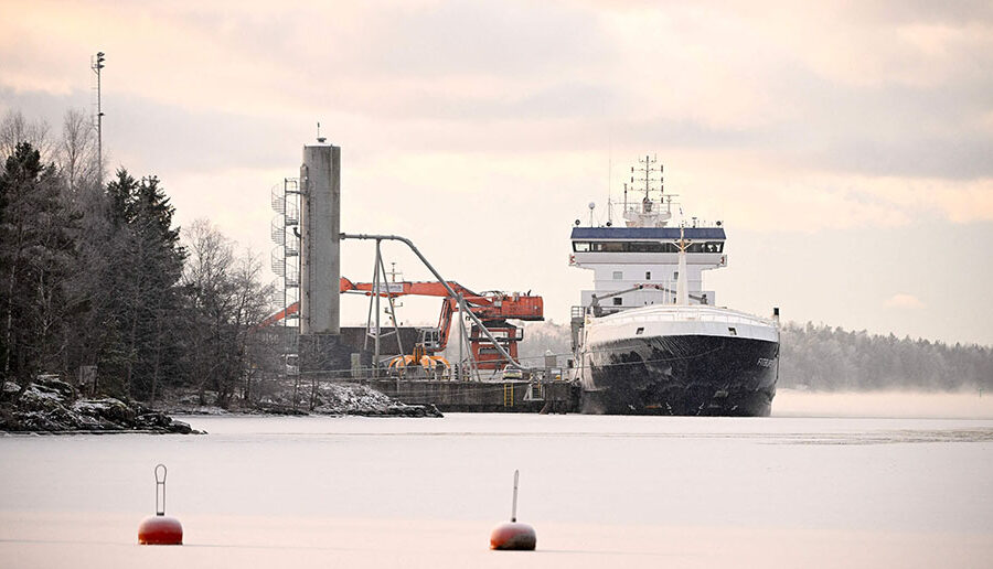 फिनल्याण्डमा समुद्रमुनिको टेलिकम केबलमा क्षति पुर्याएको आरोपमा २ जनालाई पक्राउ