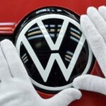 फक्सवागन र पोर्शले अमेरिकामा ५ लाखभन्दा बढी सवारी साधनहरू अस्थायी रूपमा फिर्ता बोलायो