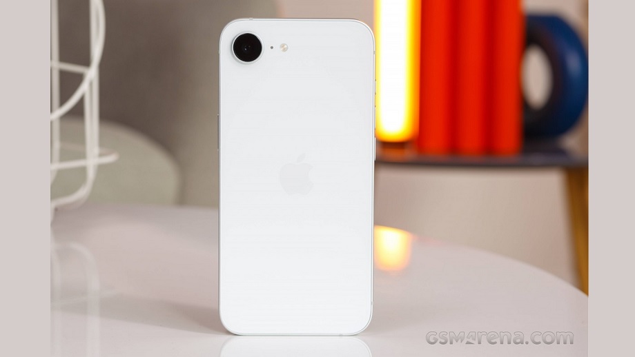 आईफोन १७ई मा डाउनग्रेड गरिएको ए१९ चिप र सुधारिएको स्क्रिन हुने