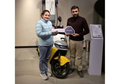 दराजको एक रुपैयाँ, एक स्कुटर योजनामा आश्माले जितिन् एथर रिज्टा