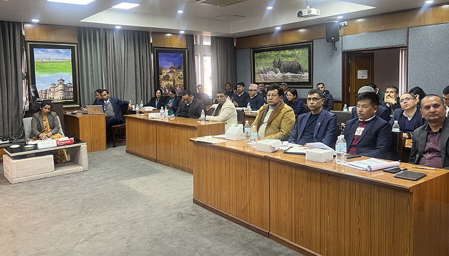 सञ्चार मन्त्रालयको दोस्रो त्रैमासिक समीक्षाः पुँजीगत खर्च बढाइनुपर्नेमा जोड