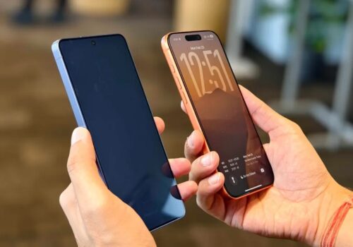 यस्ता छन् ग्यालेक्सी एस२६ अल्ट्रा र आइफोन १७ प्रो म्याक्सको स्पेसिफिकेशनहरूको तुलनात्मक विशेषता