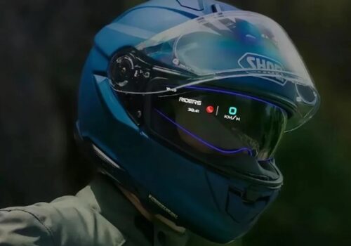 अब हेल्मेटमा पनि डिजिटल डिस्प्ले: आईलाइट्सले ल्यायो तेस्रो पुस्ताको मोटरसाइकल हेल्मेट