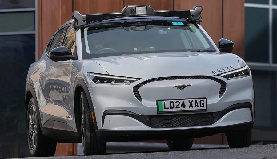 आर्टिफिसियल इन्टेलिजेन्सद्वारा सञ्चालित ‘चालकविहीन’ ट्याक्सीहरू यो वर्षदेखि लन्डनमा सञ्चालनमा आउने