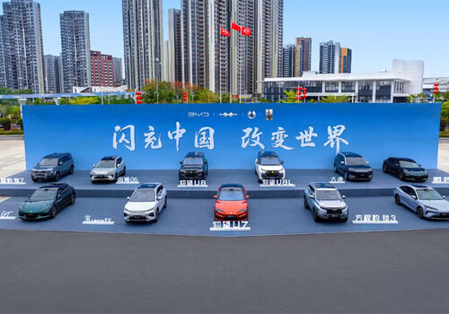 बिवाईडीले सार्वजनिक गर्यो दोस्रो पुस्ताको ब्लेड ब्याट्री, चार्जिङ गतिको रेकर्ड तोड्दै