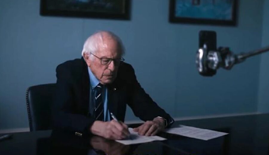 एआईका जोखिमहरू स्तब्ध पार्ने र ब्यूँझाउने किसिमका भएको अमेरिकी सिनेटरको भनाई