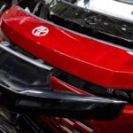 क्यानडाको कार निर्यात एक महिनामा ३२ प्रतिशत भन्दा बढीले घट्यो