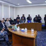 गृहमन्त्री अर्यालद्वारा निर्वाचन व्यवस्थापन सूचना प्रणाली निरीक्षण, संवेदनशील स्थलमा भिडियो सर्भिलेन्स क्यामरा सहितको रेडियो सेट