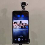 हाम्रो रोबोट फोन ‘टाउको हल्लाएर प्रतिक्रिया दिन सक्छ र संगीतको तालमा नाच्नसमेत सक्छ’: अनर