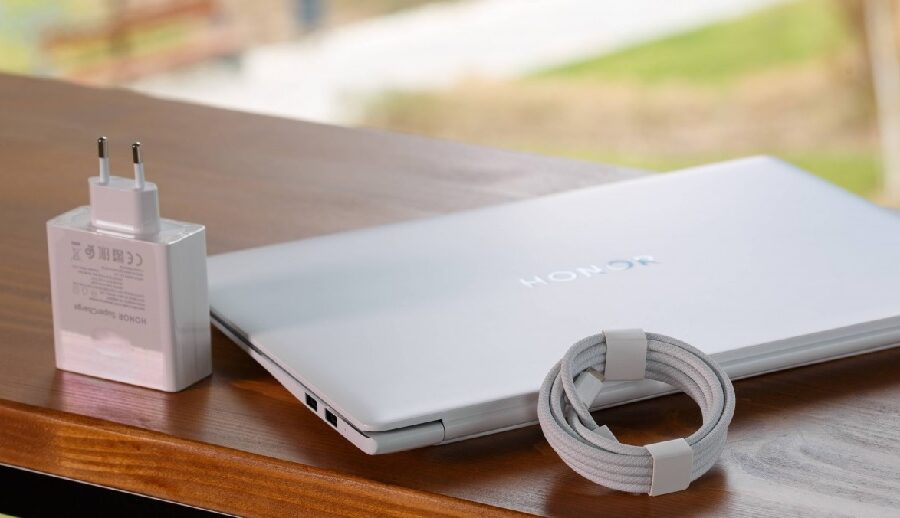 अनरले ल्यायो म्याजिकबुक प्रो १४ ल्यापटप