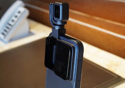 अनर रोबोट फोन सार्वजनिक हुने समयको जानकारी बाहिरियो, भिडियोमा एरिको पनि संलग्नता