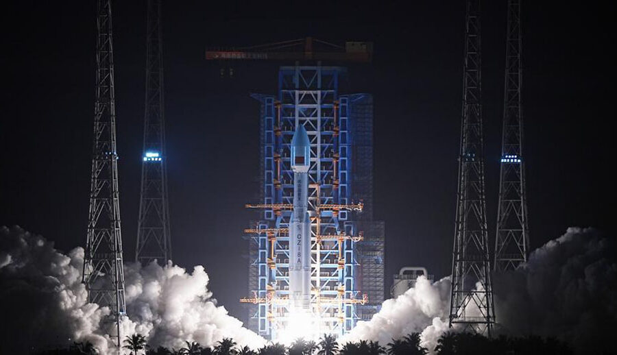 चिनियाँ लङ मार्च-८ए वाई८ रकेट प्रक्षेपण तयारीमा दक्षिण चीनको प्रक्षेपण प्याडमा तैनाथ