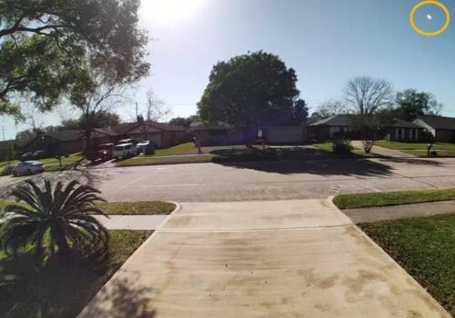 तोपको गोलाजत्रो उल्कापिण्ड अमेरिकाको टेक्सासमा छानो चिर्दै एउटा घरभित्र बज्रिएपछि…