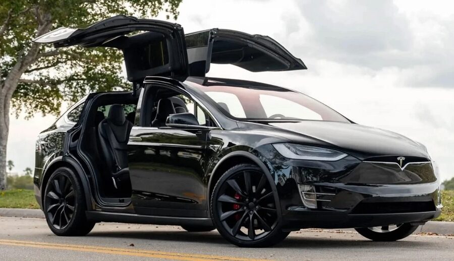 सेकेण्ड ह्याण्ड टेस्ला एसयूभी २.९ सेकेन्डमा शुन्यदेखि १०० किलोमिटर प्रति घण्टाको गतिमा पुग्ने