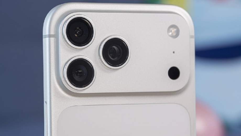 एप्पलले भविष्यको आईफोनको लागि २०० मेगापिक्सल रियर क्यामराको परीक्षण गर्दै