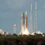 अन्तत: उड्यो आर्टेमिस टू: ५४ वर्षपछि मानव जातिको पाइला पुन: चन्द्रमामा टेकिँदै