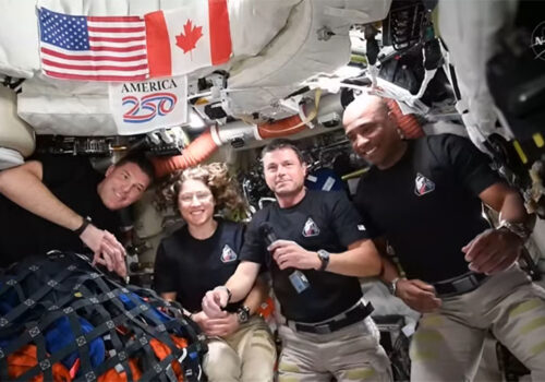 चन्द्र परिक्रमापछि फर्किंदै आर्टेमिस टोली