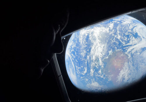 आर्टेमिस–२ अभियानको चन्द्र अध्ययनमा मानव आँखाको भरोसा