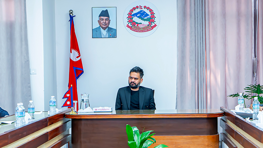 सामाजिक सञ्जालमार्फत शिक्षा र स्वास्थ्यमा समता कर तत्काल लागू नगर्ने घोषणा