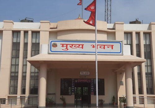 दश महिनामा एकतिस अर्ब एकतिस करोडका सवारीसाधन आयात
