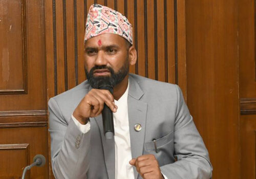 पर्यटन तथा नागरिक उड्ययनमन्त्री पौडेलको कार्यकक्षमा मोबाइल लान पूर्णरुपमा निषेध