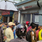 एक लाख ७५ हजार लाईसेन्स कार्ड छापिएर आएपछि यातायात व्यवस्था कार्यालय भक्तपुरमा सेवाग्राहीको लामो लाइन