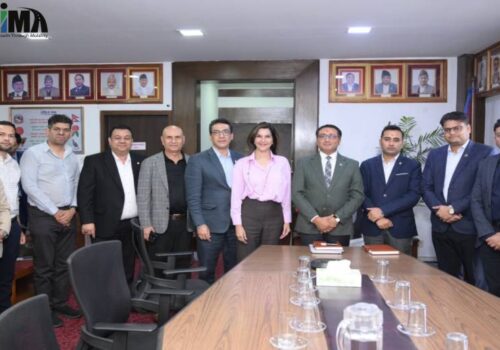 नाइमा टोलीद्वारा अर्थमन्त्री तथा भौतिक पूर्वाधार तथा यातायातमन्त्रीसँग भेट तथा छलफल