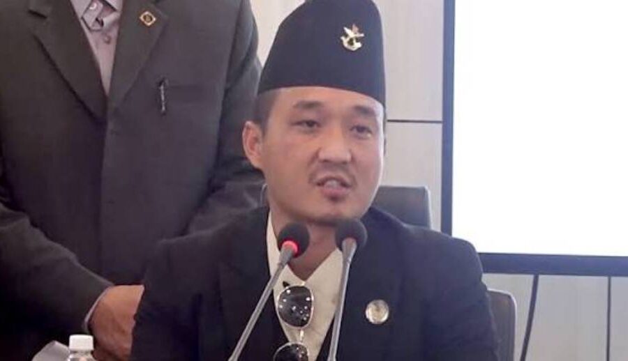 सामाजिक सञ्जालमार्फत् गृहमन्त्री गुरुङद्वारा राजीनामा घोषणा