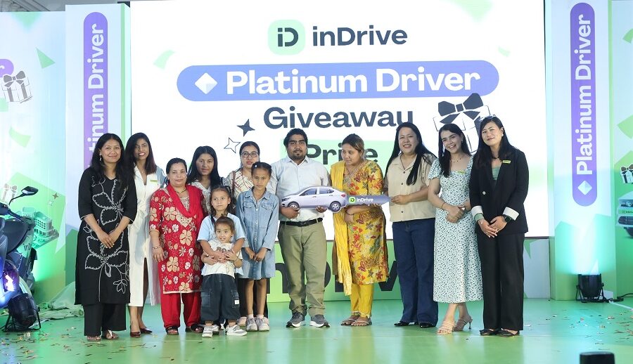 इनड्राइभले ‘प्लाटिनम ड्राइभर गिभअवे’ क्याम्पेनका ड्राइभर्स पार्टनर्स विजेताहरूलाई ईभी क्याब र ई–स्कुटर प्रदान
