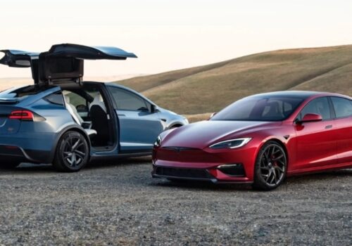 टेस्लाले आधिकारिक रूपमा आफ्नो प्रतिष्ठित मोडेल एस र मोडेल एक्स मोडेलहरूको उत्पादन बन्द गर्ने पुष्टि गर्यो